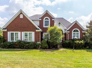 989 College Rd, Paris, KY 40361