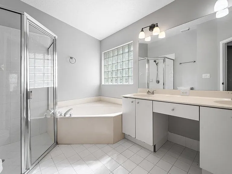 15079 Corby Ct — Photo 8