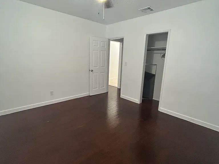 1220 NE 110th Ter #B — Photo 12