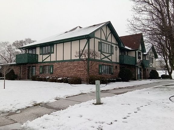 3rd image of 8058 Autobahn Dr S