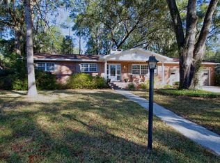 4902 NW 18th Pl, Gainesville, FL 32605