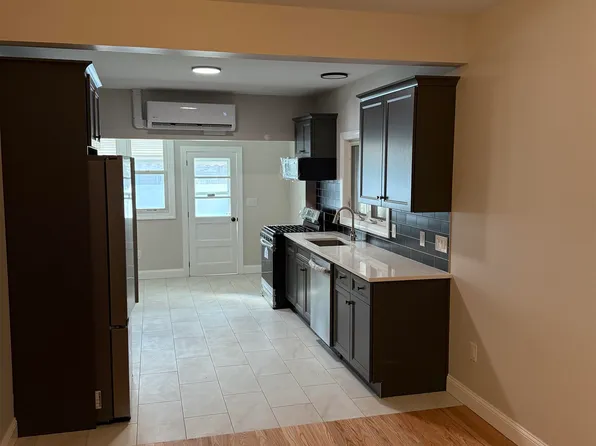 183a Lexington Avenue image 3 of 18