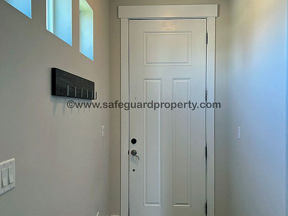 2nd image of 14429 S Hill Shadow Way