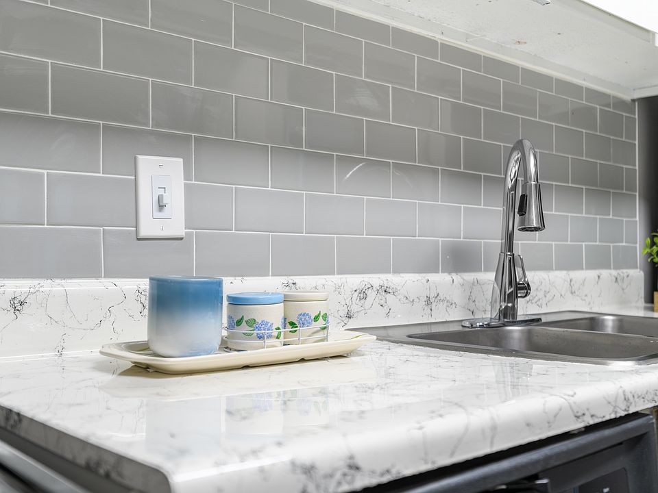1st image of 606 Park Ave APT 304