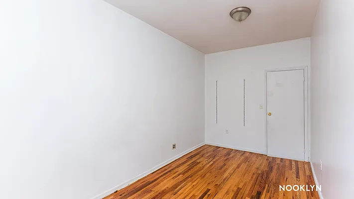Rented by Nooklyn NYC LLC | media 21