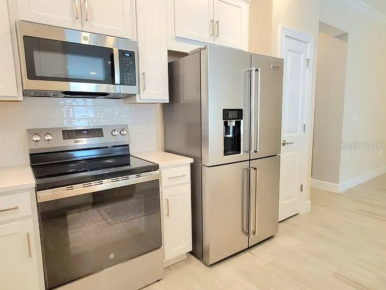 16087 Ivy Ridge Ct — Photo 14