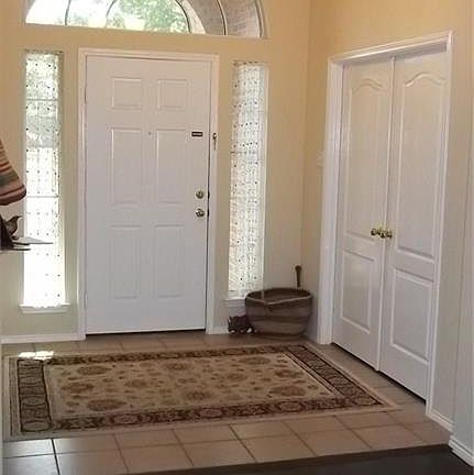 2nd image of 4756 Calder Dr
