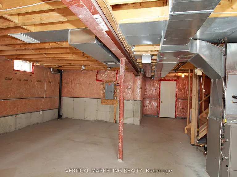 35 Buchanan Dr — Photo 18