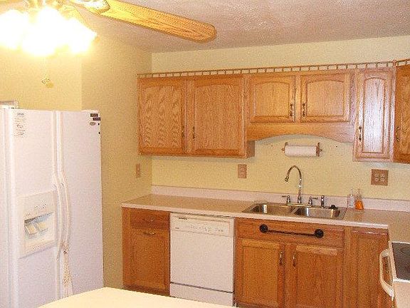 2nd image of 314 Collinwood Dr