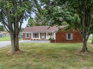 28656 Sunray Ct, Chesterfield, MI 48047