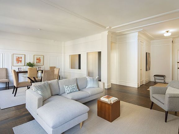 4th image of 817 W End Ave APT 8B