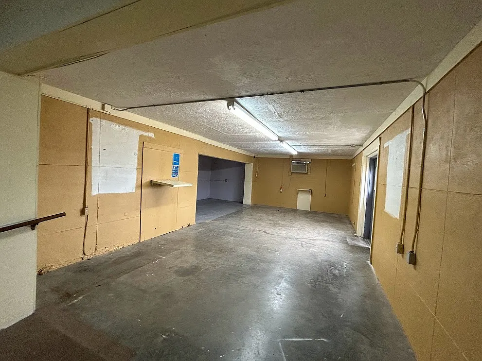 110 West 21st Avenue - 1 — Photo 2