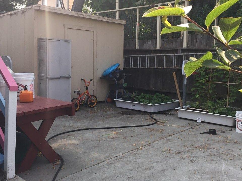 2nd image of 2517 25th Ave