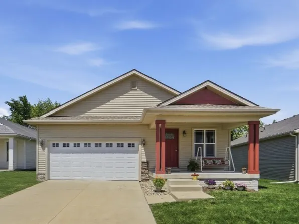 9079 Linden Dr, West Des Moines, IA 50266