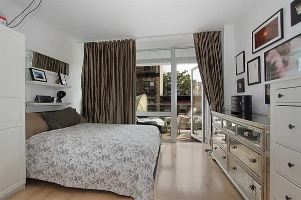 Sold by Corcoran | media 19