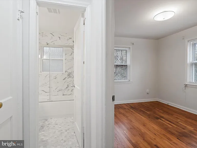 5883 Blaine Dr — Photo 10