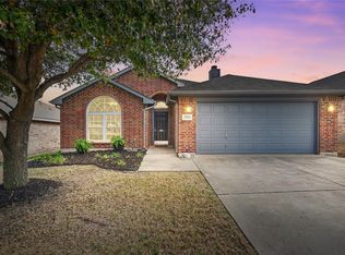 3724 Hazel Dr, Fort Worth, TX 76244