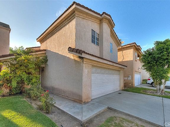 3rd image of 3701 Summer Ln
