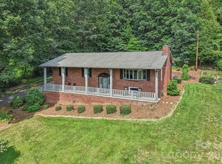57 Chateau Pl, Waynesville, NC 28785