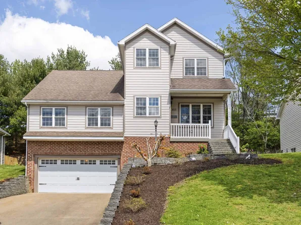 311 Villa View Dr, Morgantown, WV 26505