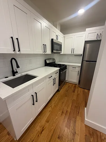 2501 West St Photo 1