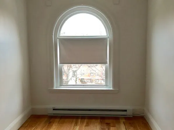 1062 Beacon St #11, Brookline, MA 02446