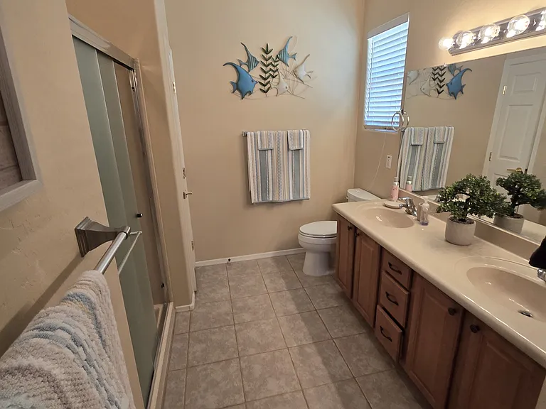 16406 W Peppertree Ct — Photo 27