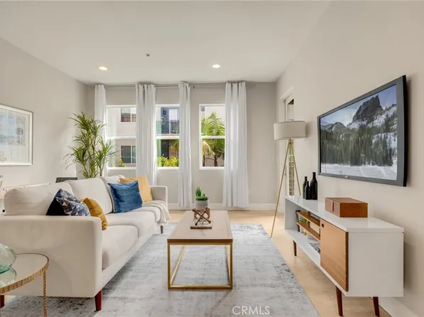 300 E 4th St Unit 310, Long Beach, CA 90802