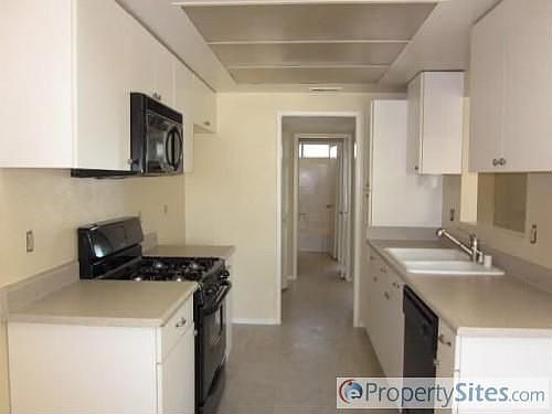 3rd image of 2135 E Valley Pkwy Unit 67