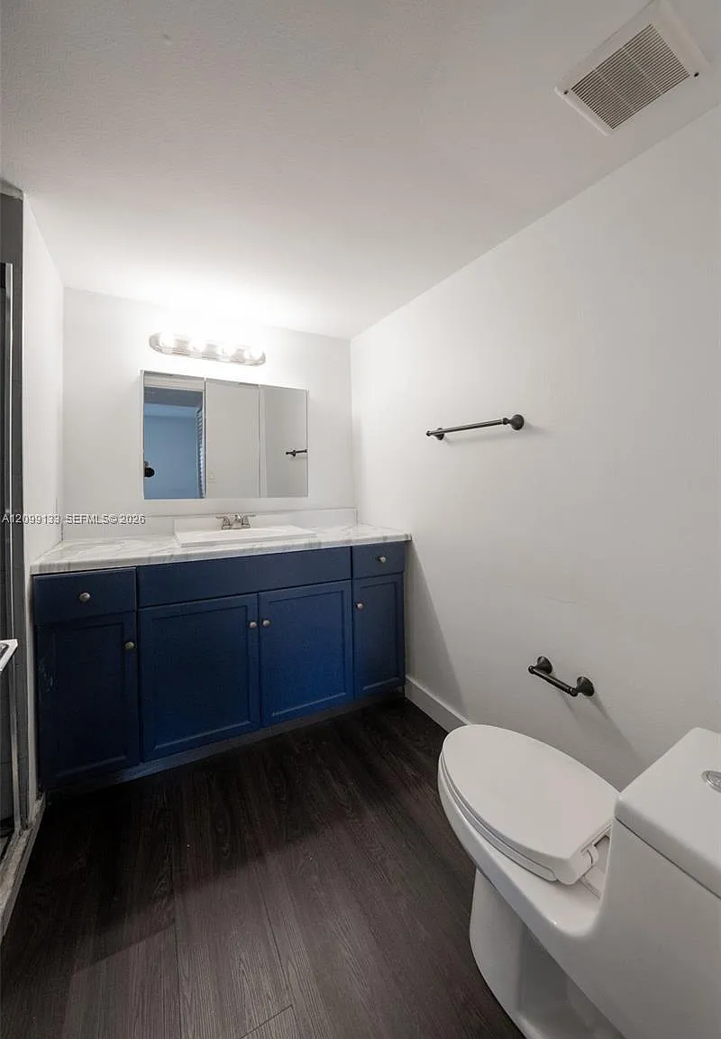 The Greens At Doral Condo — Photo 2