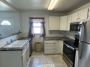 504 Bennett St, Rawlins, WY 82301