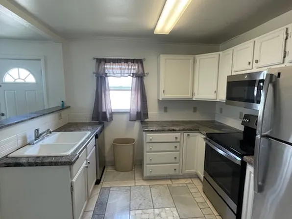 504 Bennett St, Rawlins, WY 82301
