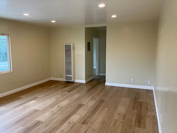 2nd image of 211 Wesley Ave