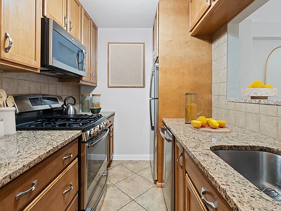 2nd image of 301 E 64th St APT 9D
