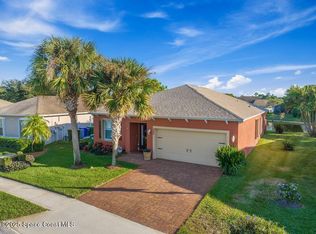 221 Briarcliff Cir, Sebastian, FL 32958