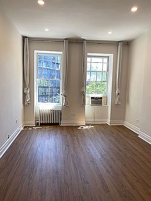 67 8th Ave APT 40 New York NY 10014 Zillow