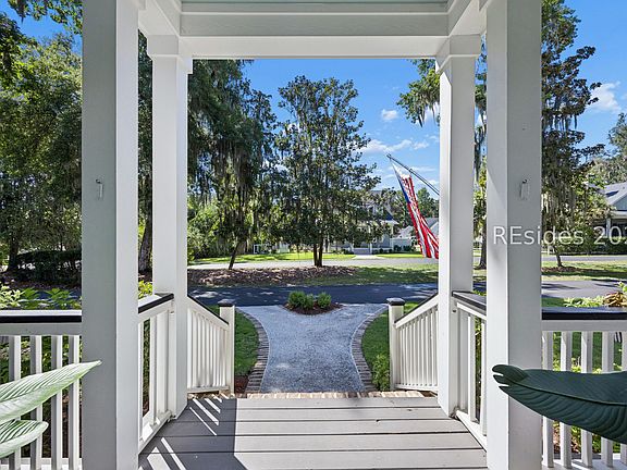 4th image of 94 Ponvert Dr