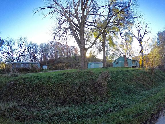 2nd image of 22125 Hillsboro Ln N