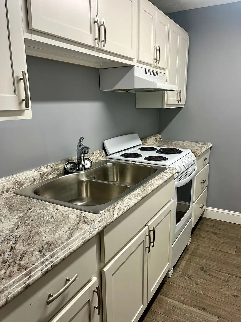 Hillcrest Avenue Apartments — Photo 4