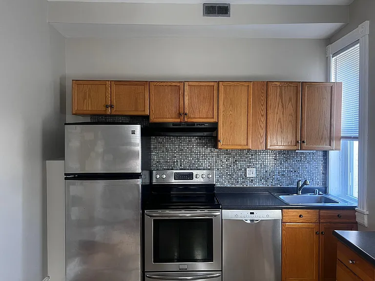 1710 Saint Paul St #103 — Photo 9