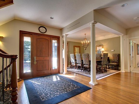 3rd image of 3622 Chapelton Ct