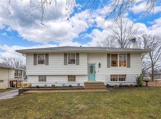 412 Allen St, Buckner, MO 64016