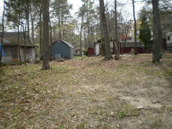 55 Mallard Dr, Horntown, VA 23395