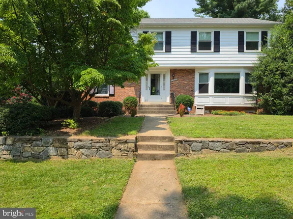 7226 Old Gate Rd, Rockville, MD 20852