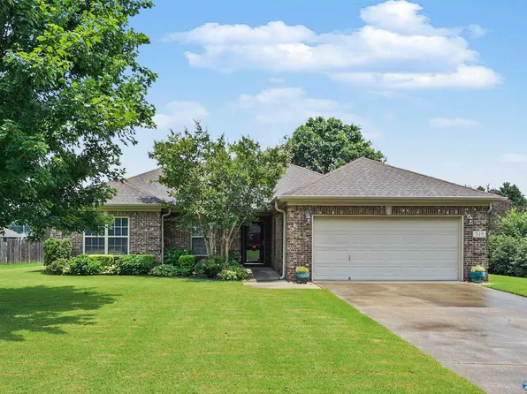 518 Bell Cir, Huntsville, AL 35811