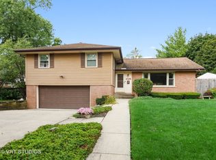 1028 S Rand Rd, Villa Park, IL 60181