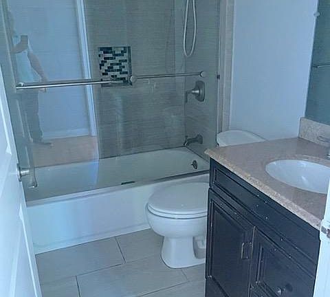 2nd image of 920 N Stanley Ave APT 102