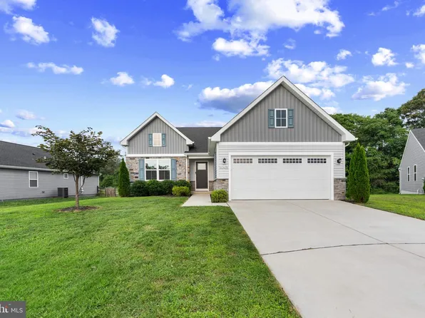 11323 Shamrock Ln, King George, VA 22485