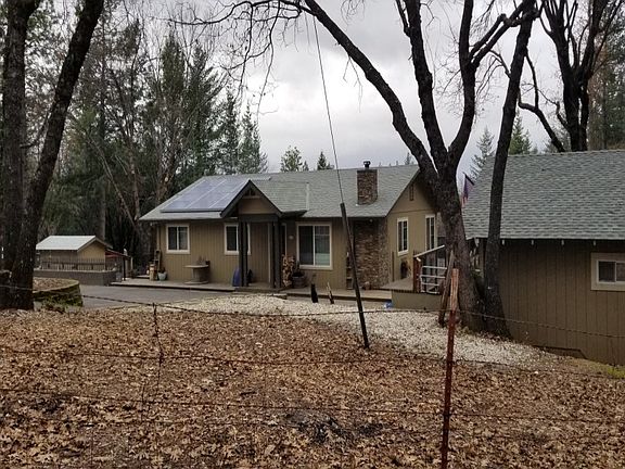 2nd image of 4760 Tannenbaum Ct