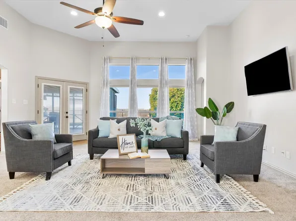 1311 Roe Helm Cir, Rhome, TX 76078